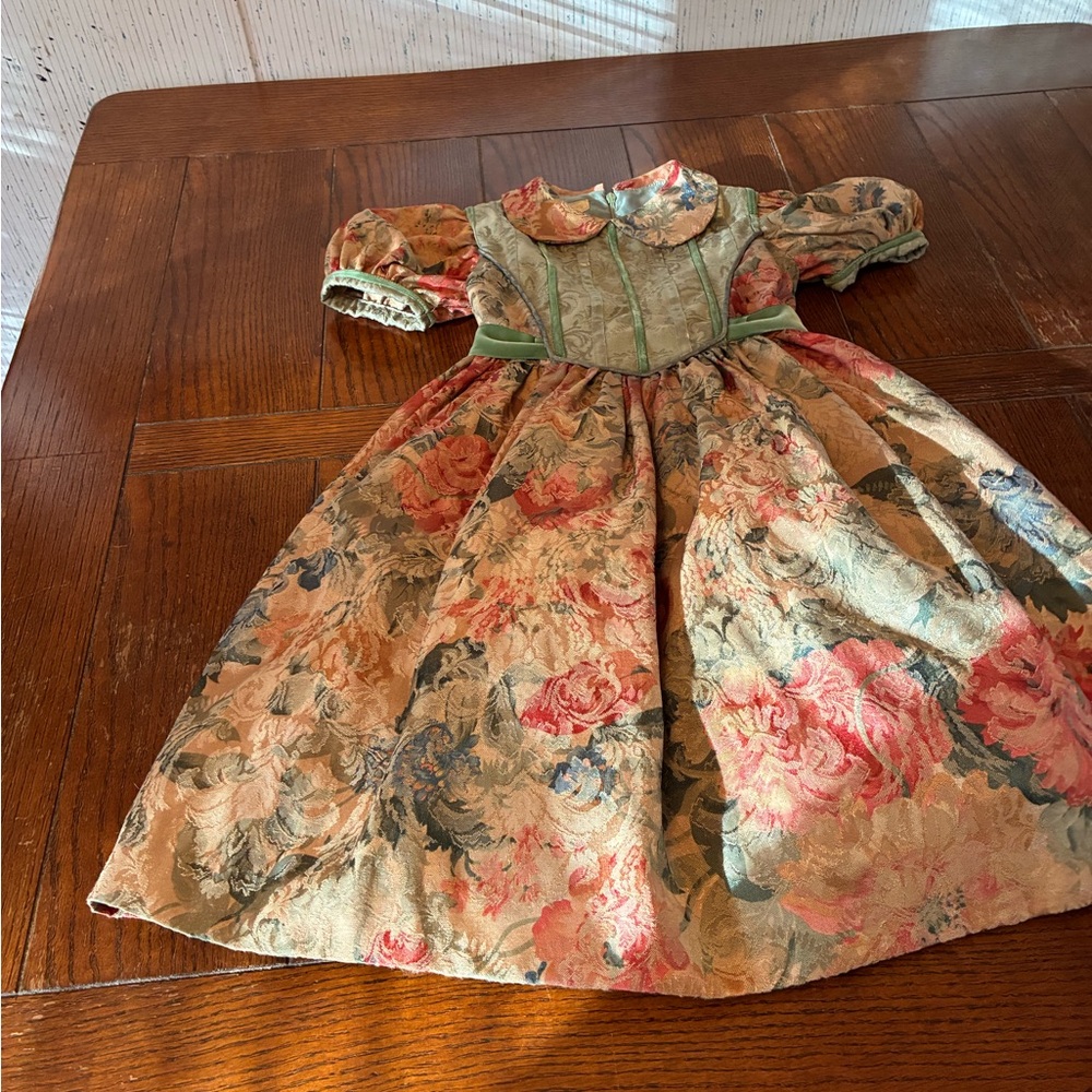 Vintage ETRE AUX ANGES Dress Size 4 Floral Tapestry Lining Petticoat